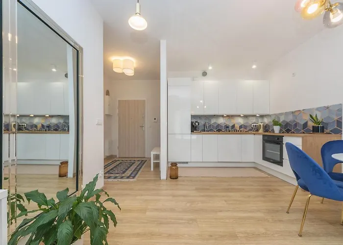 Abrahama Comfort * グディニャ